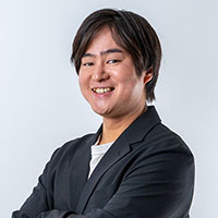 前田虹の宣材写真